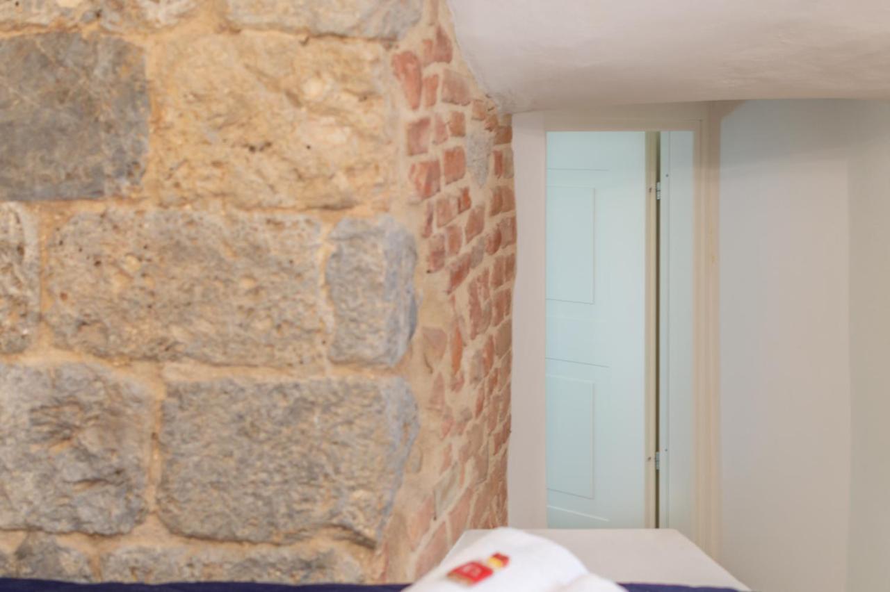 Affaccio Sul Castellare Apartment *